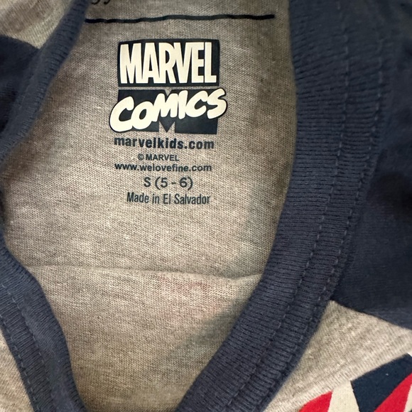 EUC Marvel Comics Spider-Man long sleeve Tshirt size small 5/6 - Picture 3 of 4